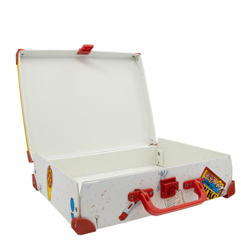 Koffer offen  rechte Schräge Ansicht