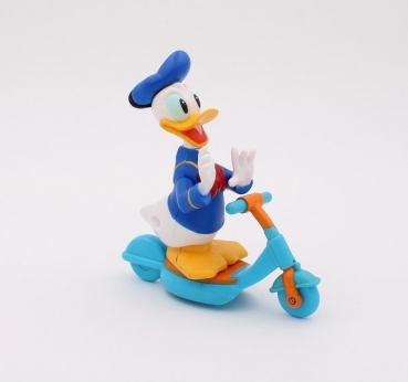 Mickey Mouse Clubhouse Spielfigur Donald Duck mit Tretroller von Play-by-Play