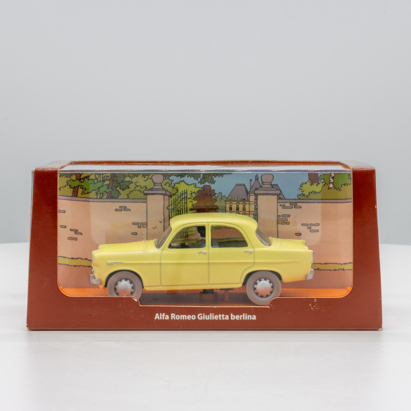 Tim und Struppi VW Alfa Romeo Giulietta Berlina Ansicht seitlich